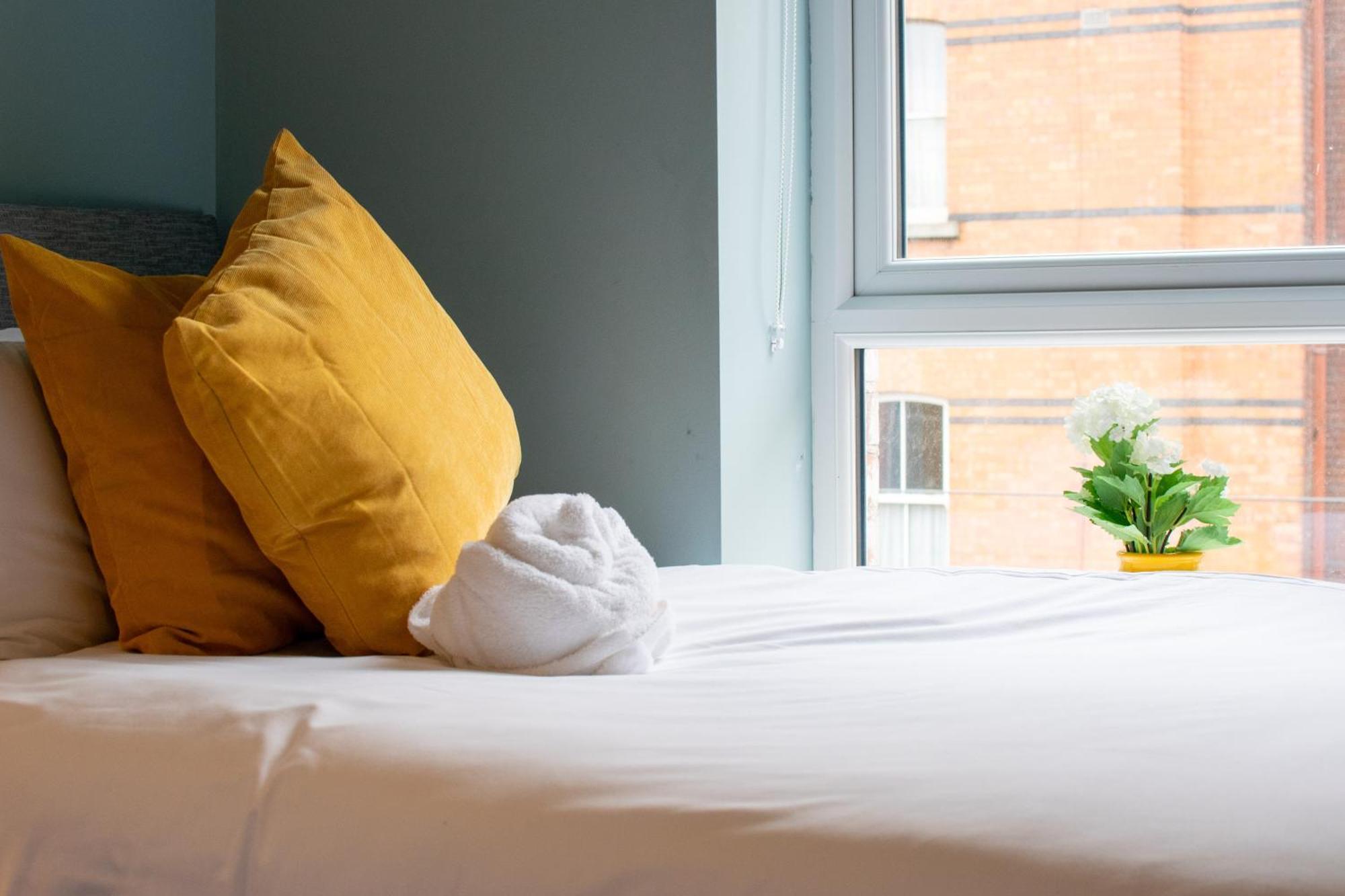 Villa The Large Group House -Sleeps 21 à Dublin Extérieur photo