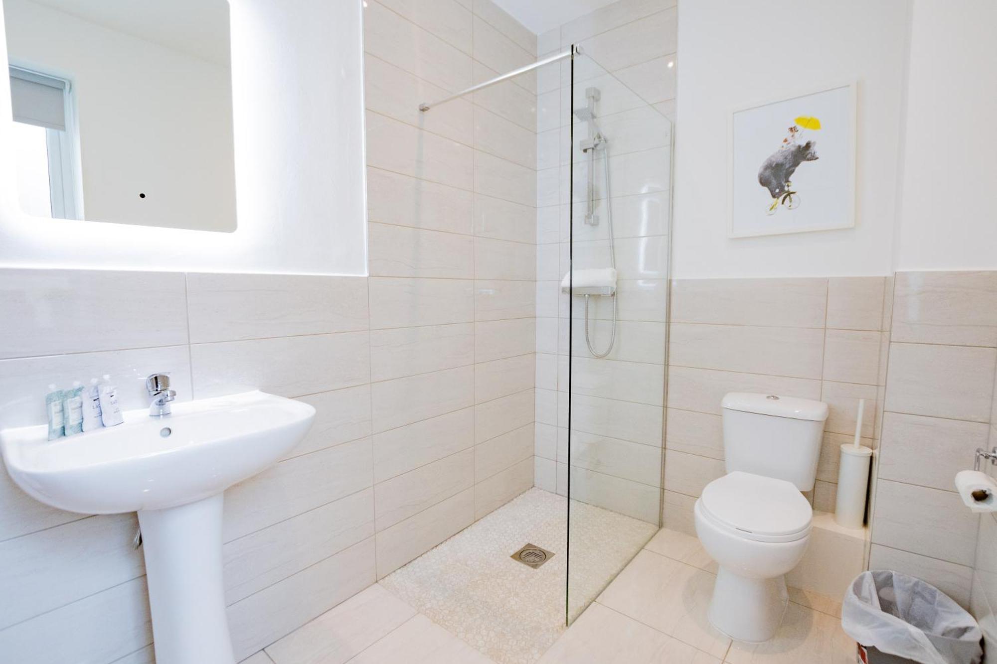 Villa The Large Group House -Sleeps 21 à Dublin Extérieur photo