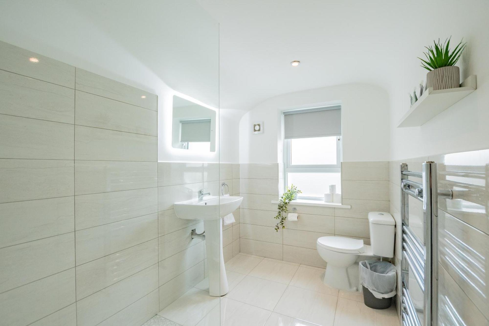 Villa The Large Group House -Sleeps 21 à Dublin Extérieur photo