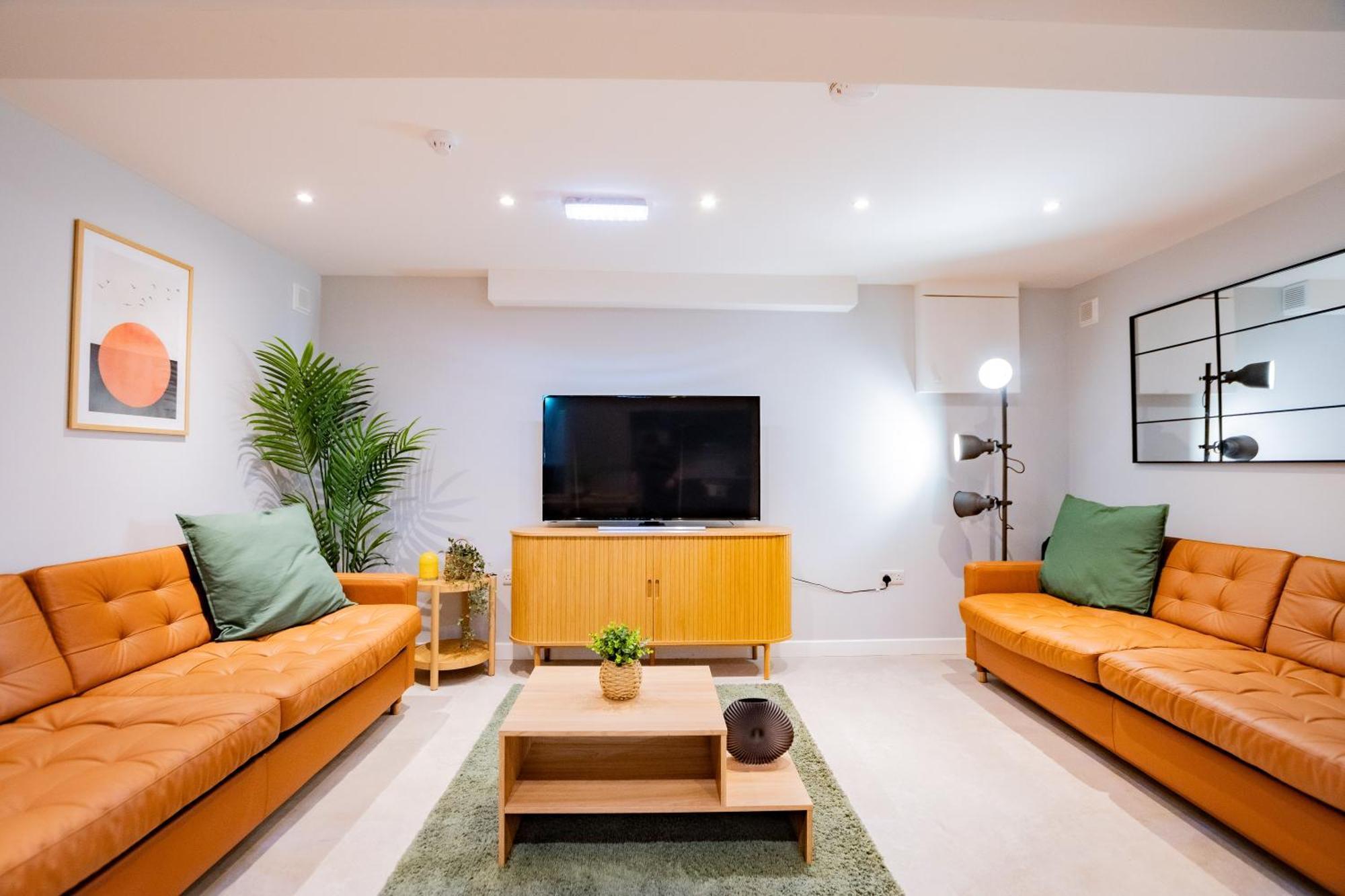 Villa The Large Group House -Sleeps 21 à Dublin Extérieur photo