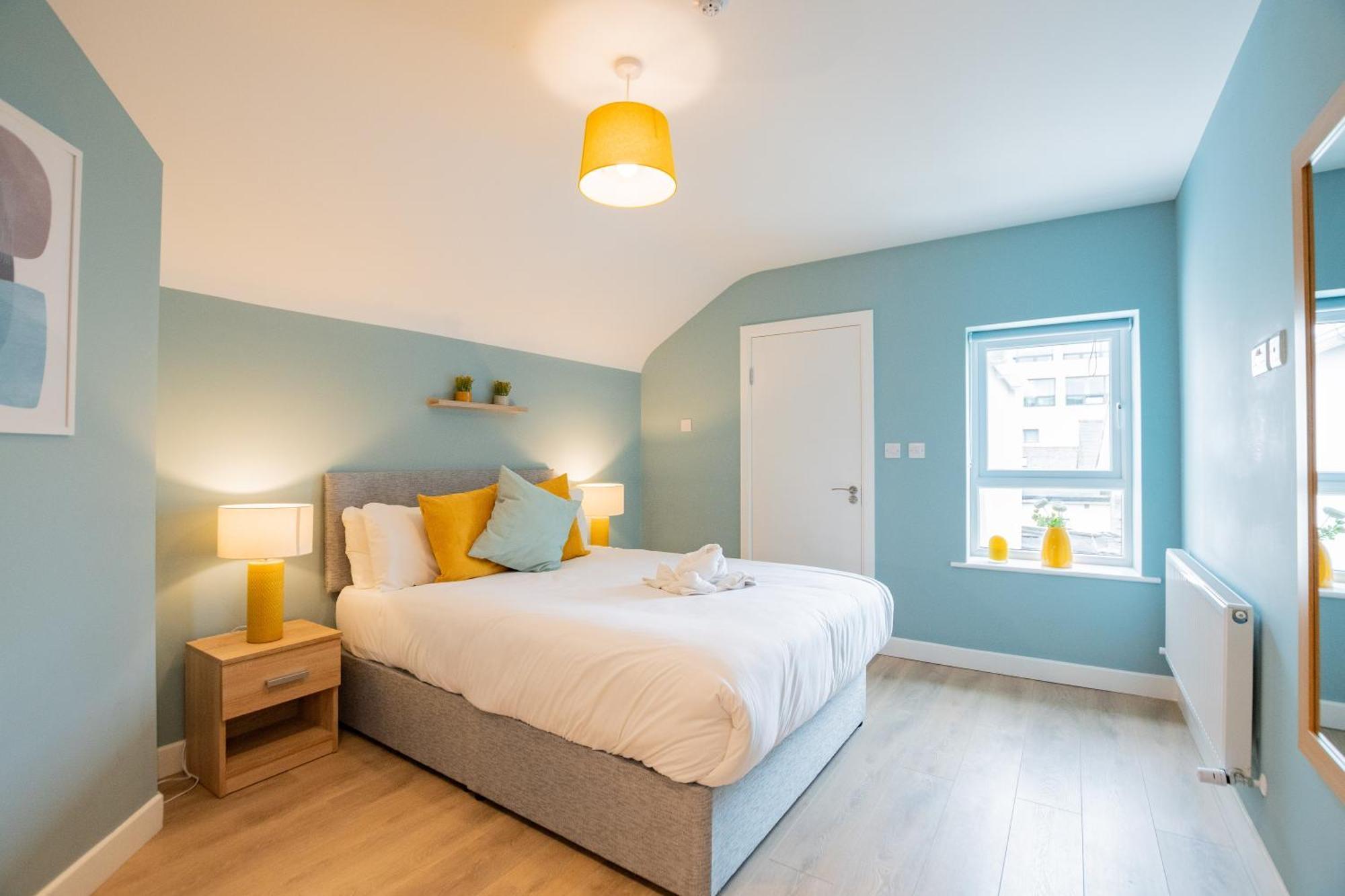 Villa The Large Group House -Sleeps 21 à Dublin Extérieur photo