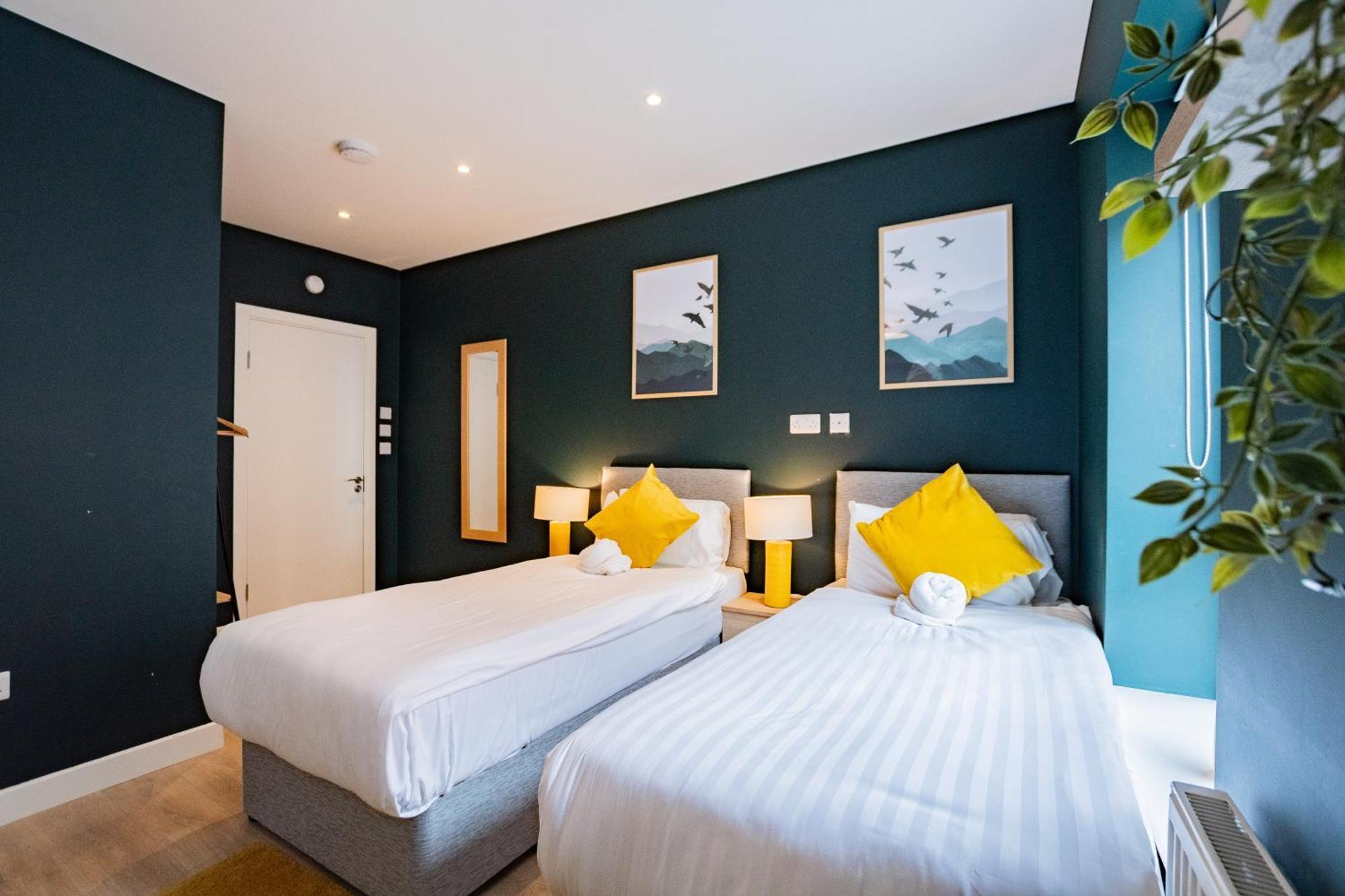 Villa The Large Group House -Sleeps 21 à Dublin Extérieur photo