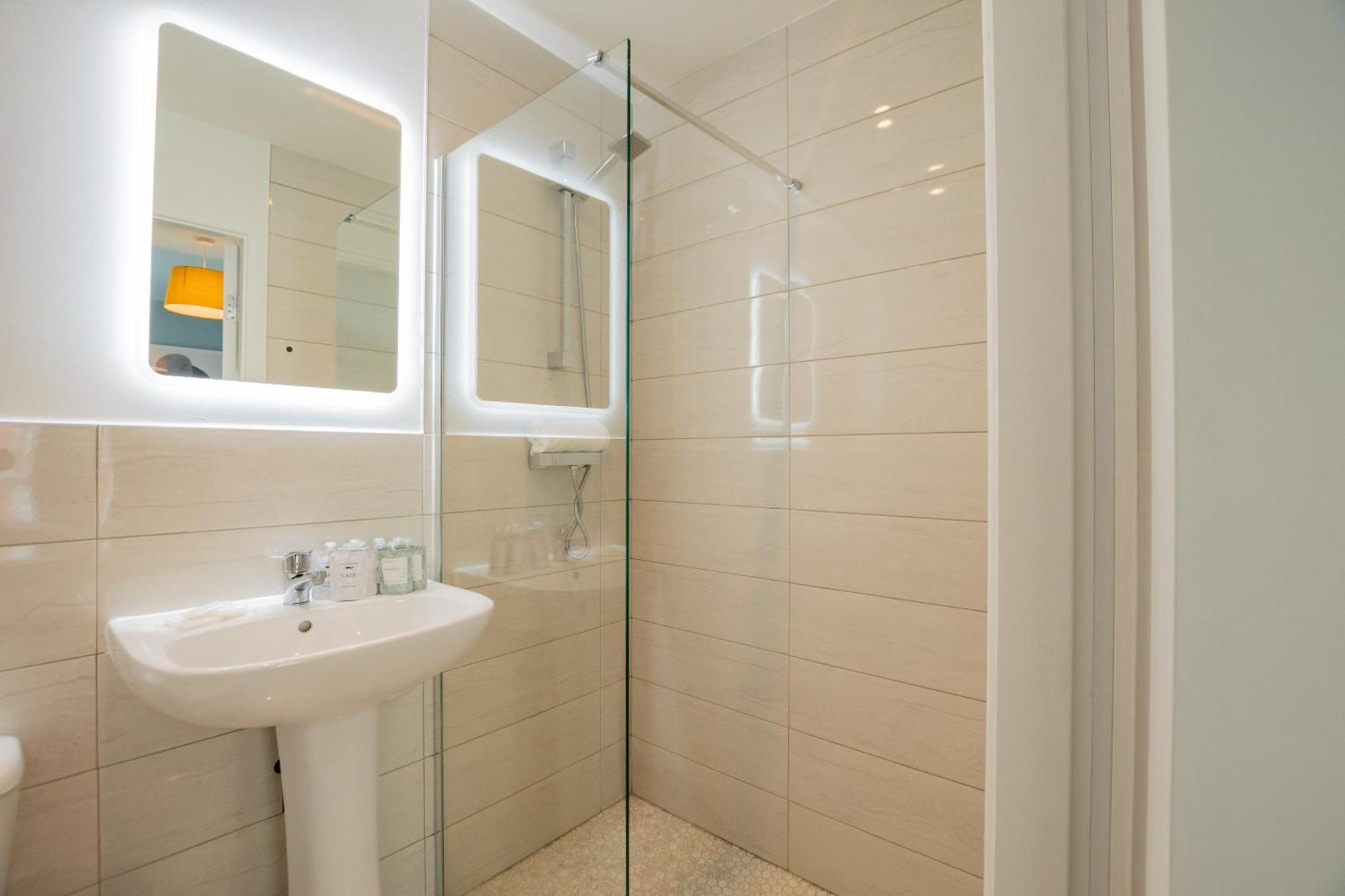 Villa The Large Group House -Sleeps 21 à Dublin Extérieur photo